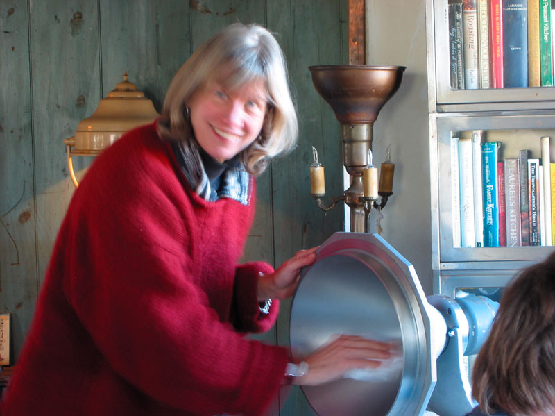 dorothywoodshorn.jpg